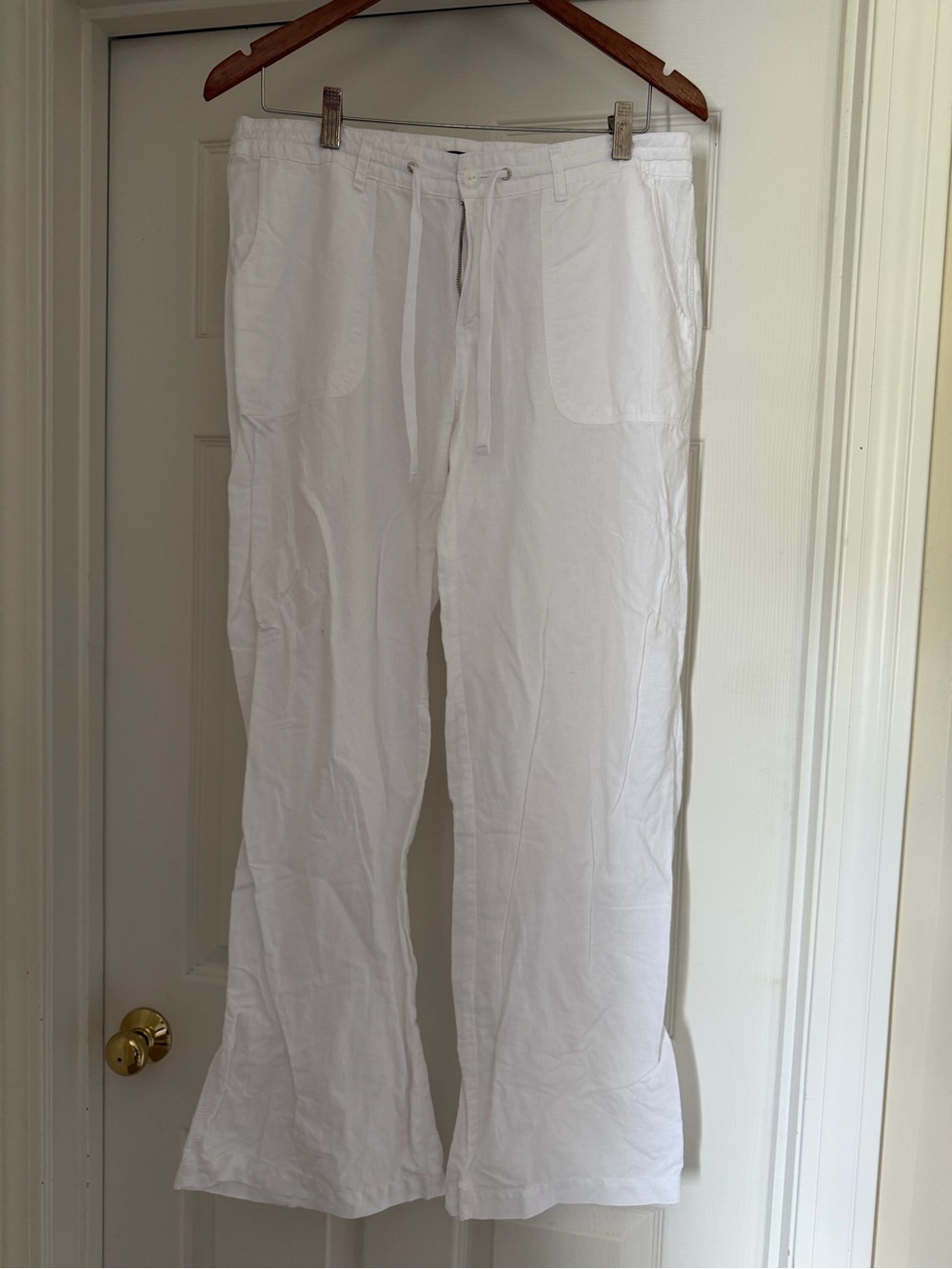 GAP Women’s White Drawstring Linen Pants